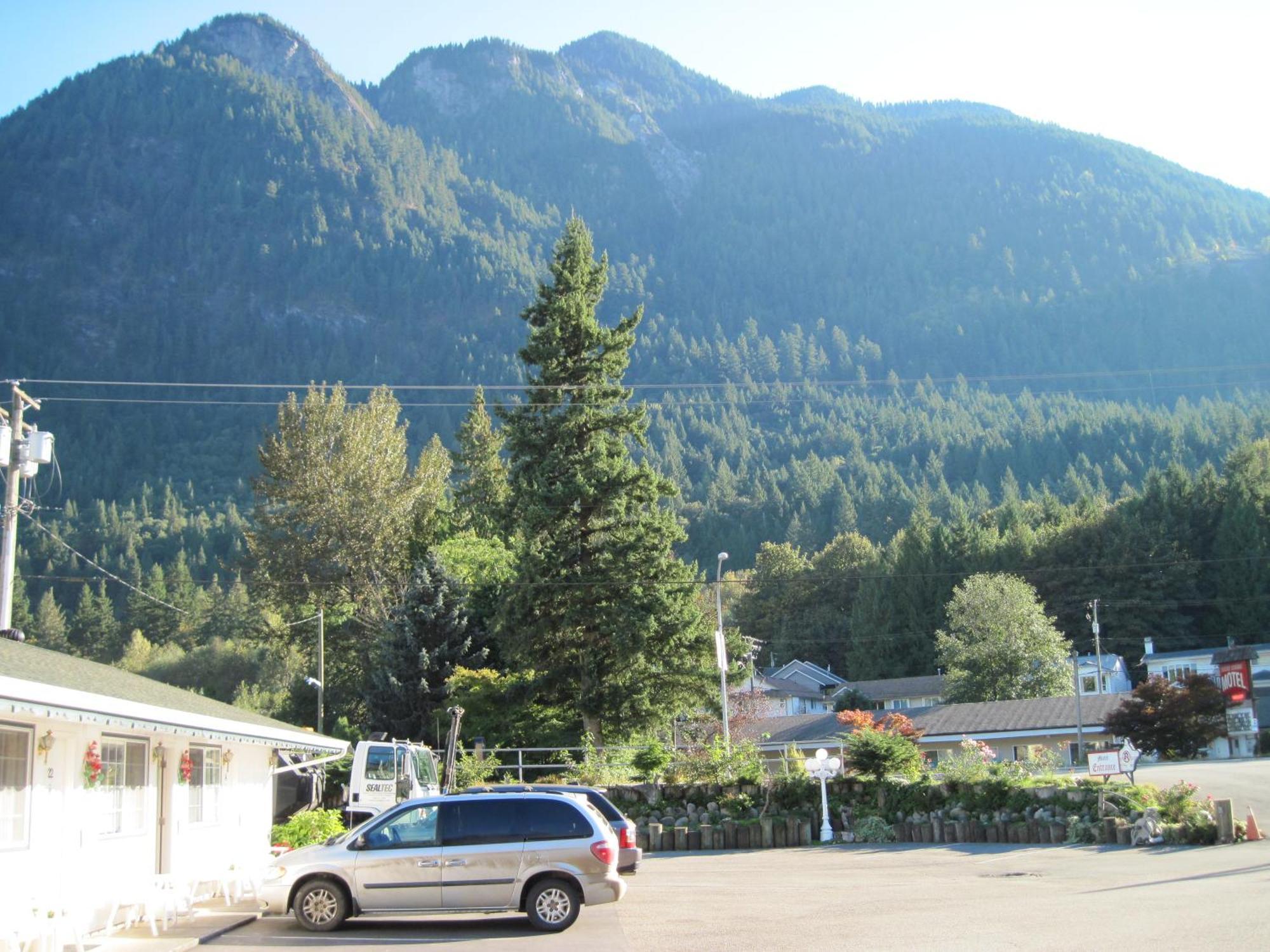 Alpine Motel Хоуп Екстериор снимка