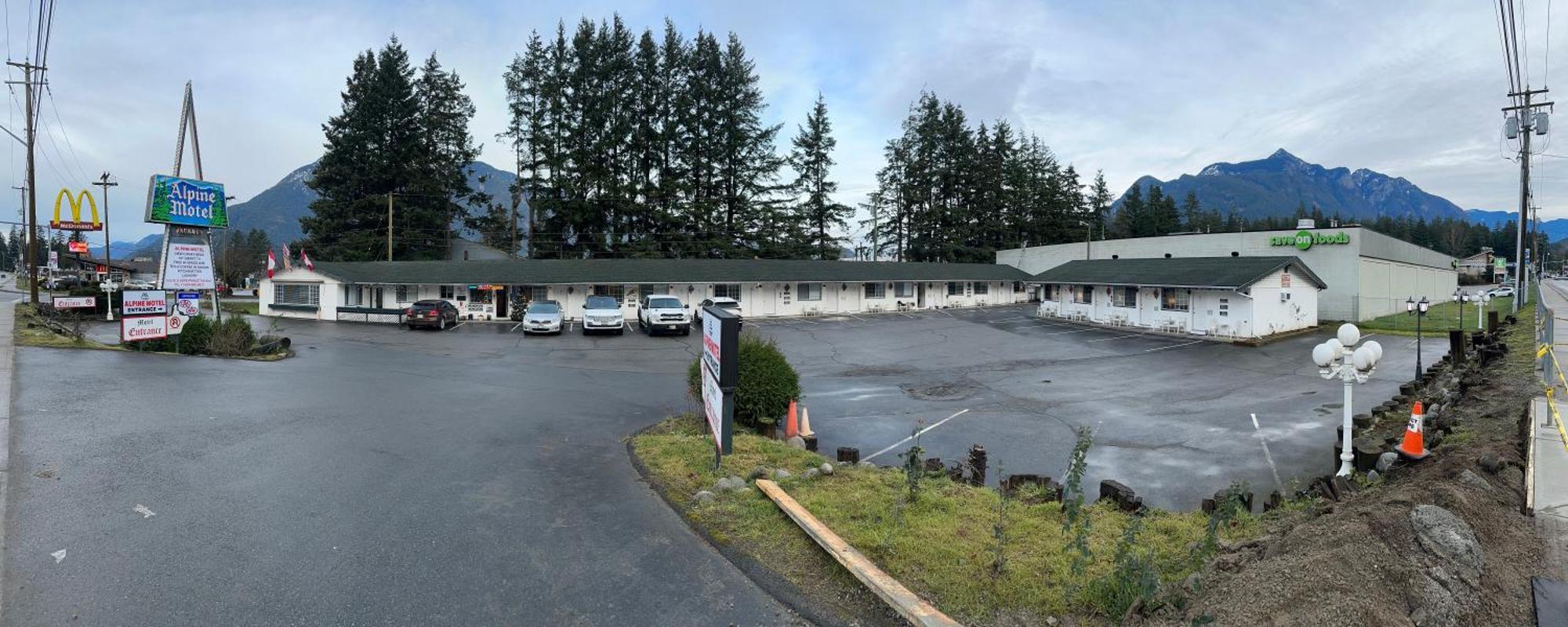 Alpine Motel Хоуп Екстериор снимка