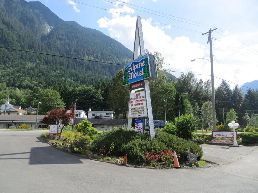 Alpine Motel Хоуп Екстериор снимка