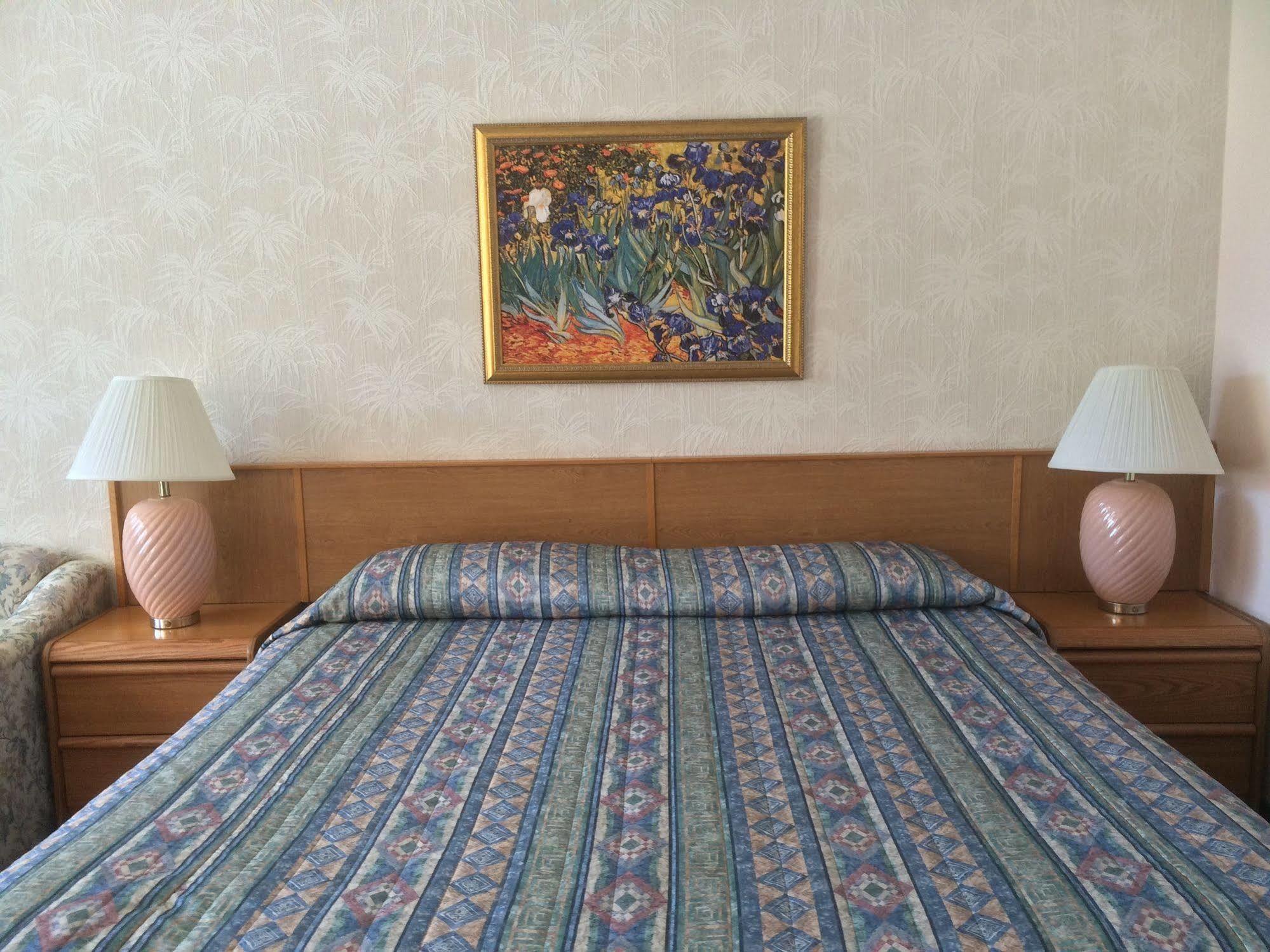 Alpine Motel Хоуп Екстериор снимка